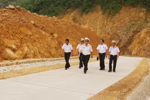Gallery - QDND hiện đại - image 26