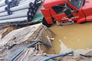 Gallery - Sự cố ô nhiễm nguồn nước sạch sông Đà - image 3