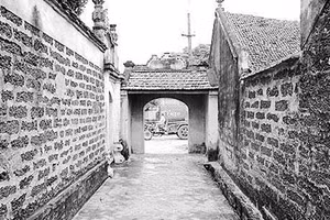 Những nét truyền thống của làng quê rất cần được lưu giữ.
