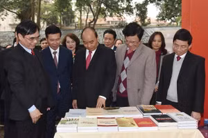 Gallery - Kỷ niệm 90 năm ngày thành lập Đảng - image 12