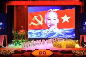 Gallery - Kỷ niệm 90 năm ngày thành lập Đảng - image 20