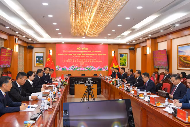 Quang cảnh buổi hội đàm. (Ảnh: THẾ ĐẠI)