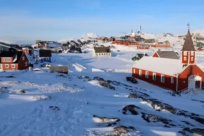 Quang cảnh thành phố Nuuk, Greenland. (Ảnh: THX/TTXVN) 