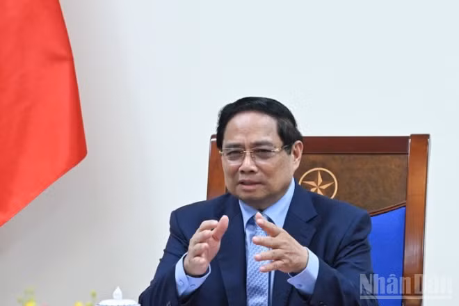 Thủ tướng Chính phủ Phạm Minh Chính điện đàm với Thủ tướng Cộng hòa Liên bang Đức Friedrich Merz. (Ảnh: Trần Hải)