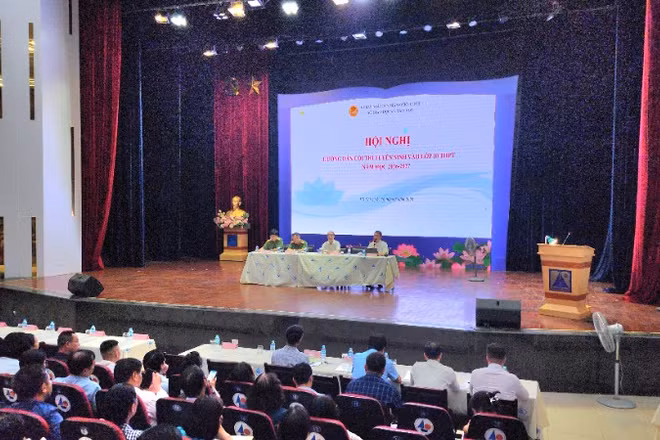 Quang cảnh hội nghị.