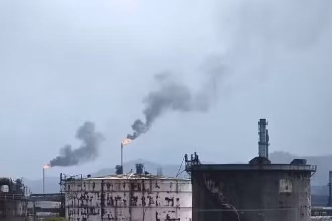 Khu liên hợp công nghiệp hóa dầu ở Anzoategui, Venezuela. (Ảnh: Tân Hoa Xã)