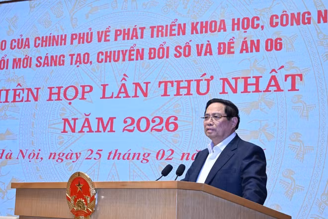 Thủ tướng Chính phủ Phạm Minh Chính phát biểu tại Phiên họp lần thứ nhất năm 2026 của Ban Chỉ đạo của Chính phủ về phát triển khoa học, công nghệ, đổi mới sáng tạo, chuyển đổi số và Đề án 06. (Ảnh: TRẦN HẢI)