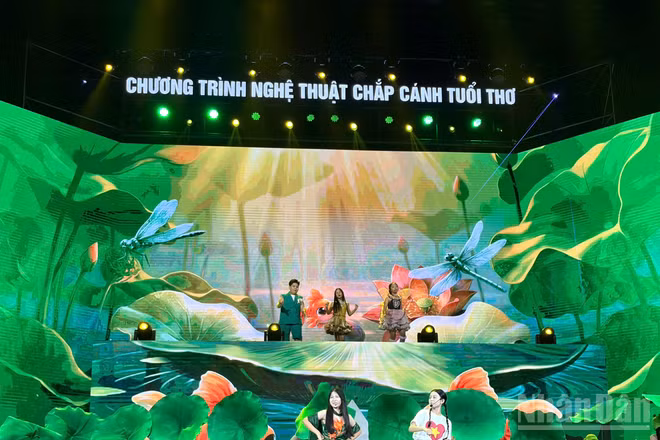 “Vườn rừng diệu kỳ” mở ra thế giới thiên nhiên đầy sắc màu.