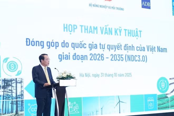 Ông Tăng Thế Cường, Cục trưởng Cục Biến đổi khí hậu, Bộ Nông nghiệp và Môi trường phát biểu tại sự kiện. (Ảnh: GIZ)