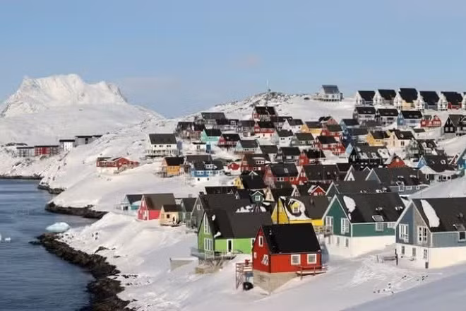 Quang cảnh thành phố Nuuk, Greenland. (Ảnh: THX/TTXVN) 
