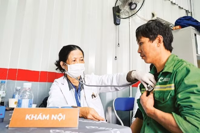 Thành phố Hà Nội xây dựng kế hoạch khám sức khỏe định kỳ cho người dân trong năm 2026 (Ảnh: BẢO LONG)