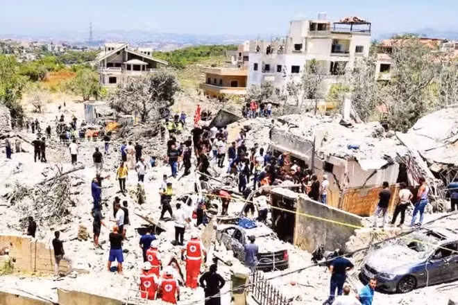 Một địa điểm ở miền nam Liban bị phá hủy trong đợt không kích của Israel. (Ảnh: TÂN HOA XÃ) 