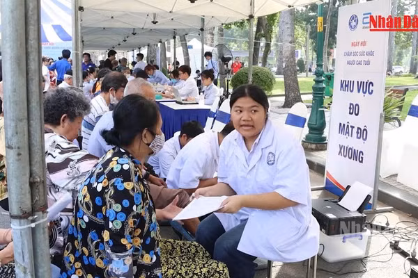 [Video] TP Hồ Chí Minh đặt mục tiêu nâng tuổi thọ trung bình lên 77 vào năm 2030