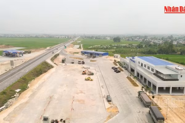 [Video] Phải đưa các trạm dừng nghỉ trên cao tốc Bắc - Nam vào khai thác dịp 2/9