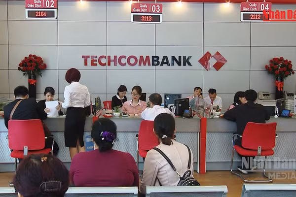 [Video] Ngân hàng Nhà nước đề xuất giám sát riêng khách VIP, lãnh đạo ngân hàng để phòng chống rửa tiền 