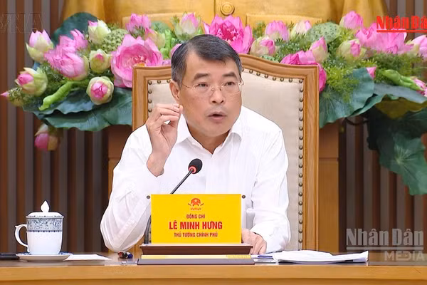 [Video] Thủ tướng Lê Minh Hưng: Dứt khoát không để các cơ sở y tế thiếu trang thiết bị, không để người dân thiếu thuốc vì vướng mắc cơ chế 