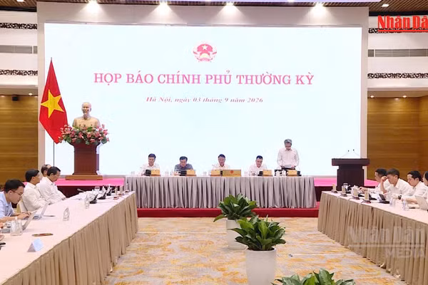 [Video] Bộ Công an: "Huấn Hoa Hồng” nói biết trước kết quả xổ số để lừa đảo chiếm đoạt tiền