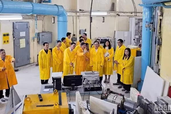 Tham quan Viện nghiên cứu hạt nhân Đà Lạt. (Ảnh: Viện nghiên cứu hạt nhân Đà Lạt)