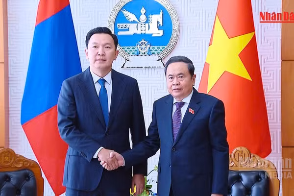 [Video] Việt Nam sẵn sàng tháo gỡ thể chế, thúc đẩy hợp tác kinh tế, thương mại với Mông Cổ