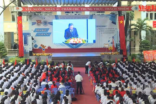 [Video] Cả nước sẽ đồng loạt chào cờ, đánh trống khai giảng năm học mới 