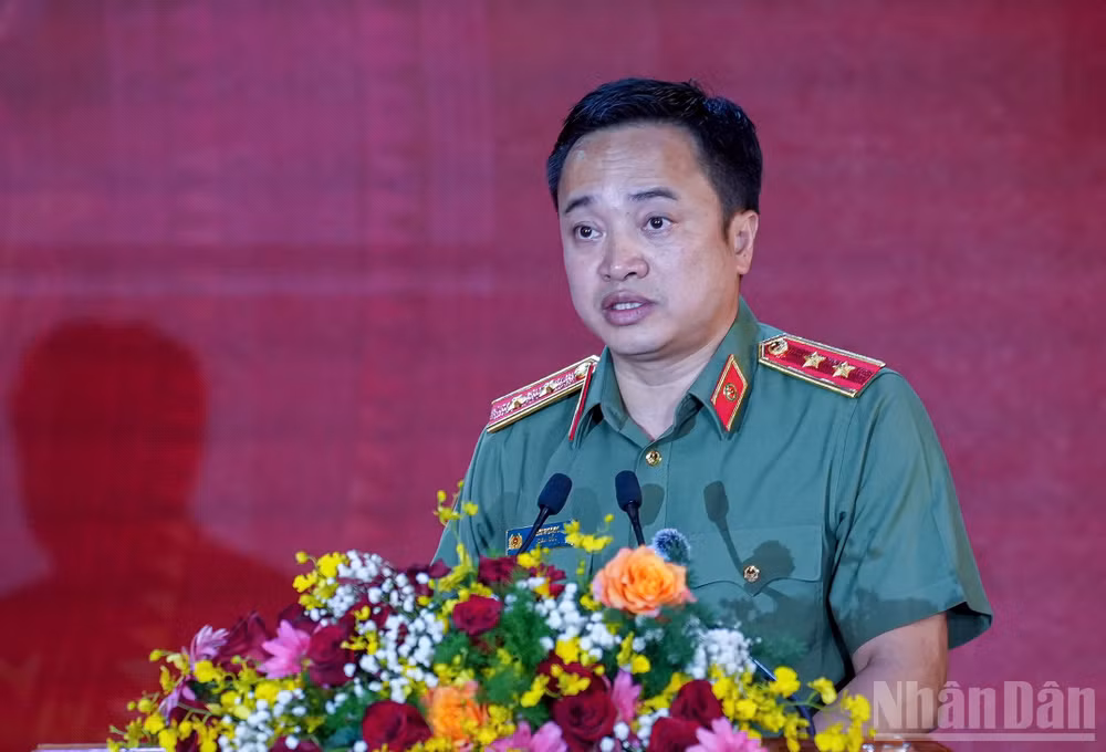 ndo_br_trung-tuong-mai-hoang.jpg