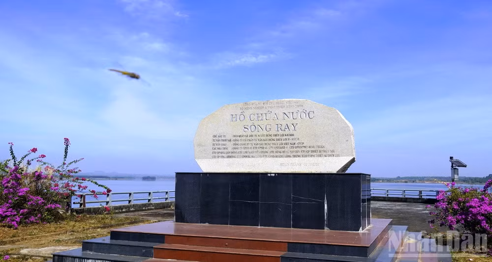 ndo_br_bang-thong-tin-ho-song-ray.jpg