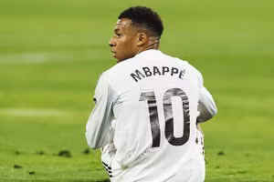 Mbappe bị chỉ trích