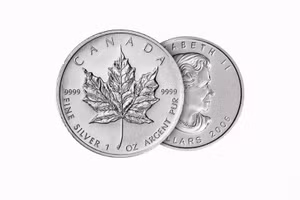 Giá bạc thế giới duy trì ổn định ở ngưỡng gần 64 USD/ounce vào sáng 10/8. (Ảnh minh họa: Kitco.com)