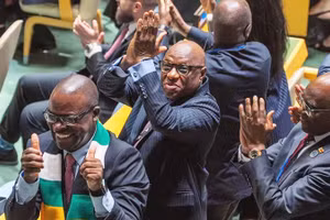 Zimbabwe giành ghế đại diện cho khu vực châu Phi. Ảnh: REUTERS