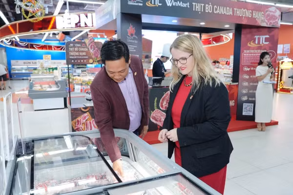 Một hoạt động giới thiệu sản phẩm của Canada tới người tiêu dùng Việt Nam. (Ảnh: Đại sứ quán Canada tại Việt Nam)