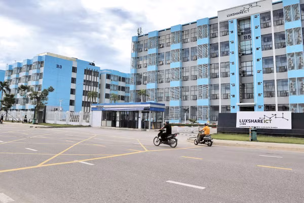 Khu nhà ở dành cho công nhân Công ty TNHH Luxshare-ICT Nghệ An. (Ảnh: TRUNG HIẾU)