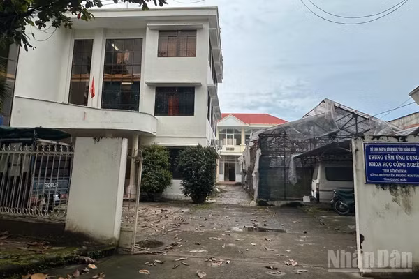 Trụ sở Trung tâm Ứng dụng khoa học công nghệ tỉnh Quảng Ngãi, nơi thực hiện kiểm tra ADN và saponin sâm Ngọc Linh.