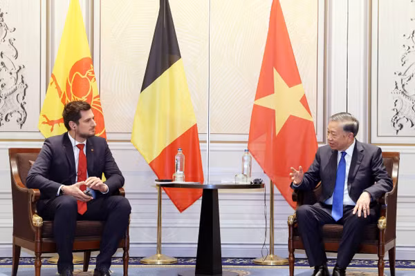 Tổng Bí thư, Chủ tịch nước Tô Lâm tiếp Bộ trưởng, Thủ hiến vùng Wallonie, ông Adrien Dolimont. (Ảnh: Thống Nhất/TTXVN)