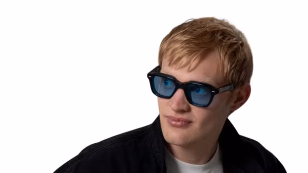 Curry Barker.