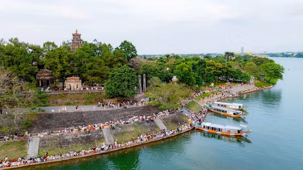 Chùa Thiên Mụ, điểm du lịch văn hóa đặc sắc của Huế. Ảnh: Lê Đình Hoàng