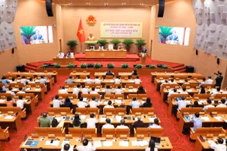 Quang cảnh kỳ họp thứ 24 của Hội đồng nhân dân thành phố Hà Nội khóa XVI, nhiệm kỳ 2021-2026.