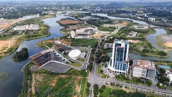 Một góc khuôn viên các Trường đại học tại Hòa Lạc (Hà Nội). (Ảnh: Khu Công nghệ cao Hòa Lạc)