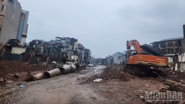 Trên các đoạn tuyến dự án Vành đai 2,5, các mũi thi công được tổ chức đồng thời nhằm tận dụng tối đa thời gian.