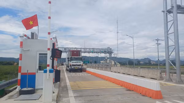 Các trạm thu phí trên tuyến cao tốc bắc-nam trong ngày đầu nghỉ lễ thông suốt, không xảy ra tình trạng ùn tắc. (Ảnh: Cục Đường bộ Việt Nam)