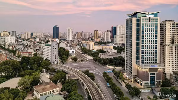 Hà Nội điều chỉnh phương án tổ chức giao thông trên tuyến đường Vành đai 1, đoạn Hoàng Cầu-Voi Phục từ 9/10. (Ảnh: TTXVN)