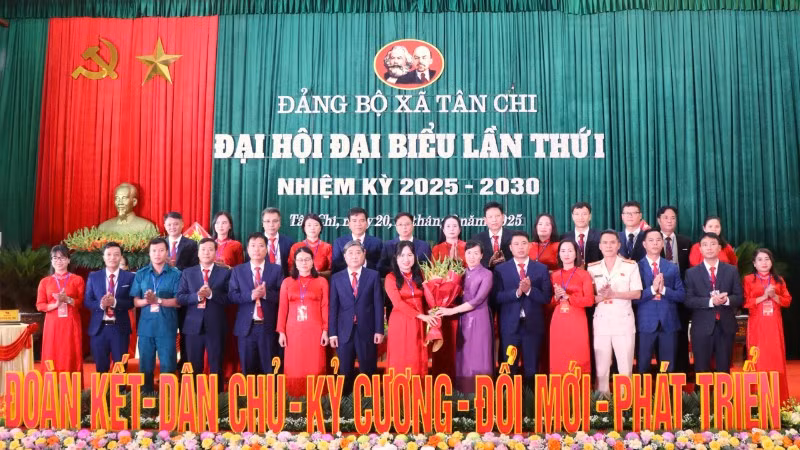 7c935e9b-f94a-4cf2-8397-fe6790f33e1f-4285.jpg