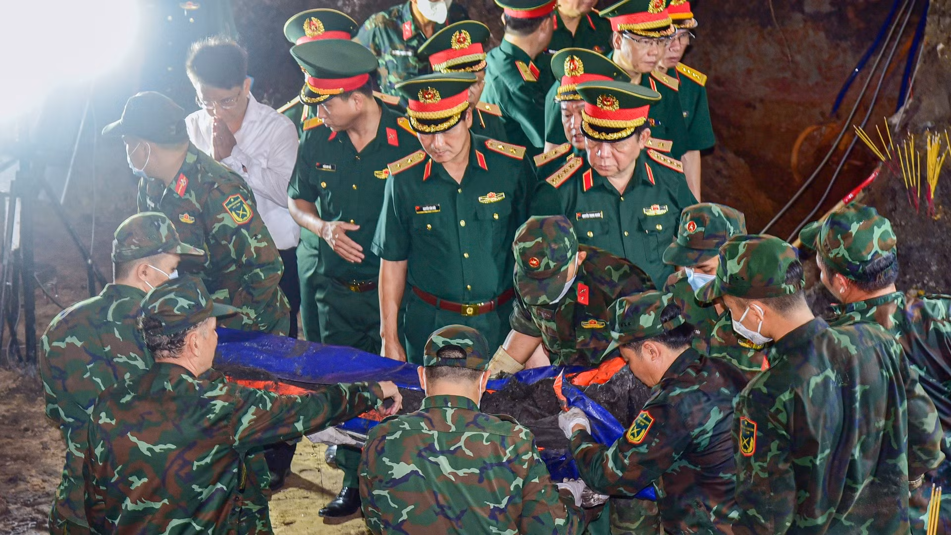 cong-tac-quy-tap-hai-cot-liet-si-2641.jpg