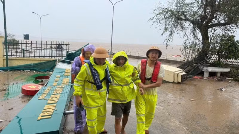 anh-thuyen-vien.jpg