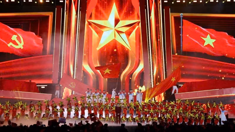Chương trình nghệ thuật đặc biệt “Mãi mãi tuổi 20".