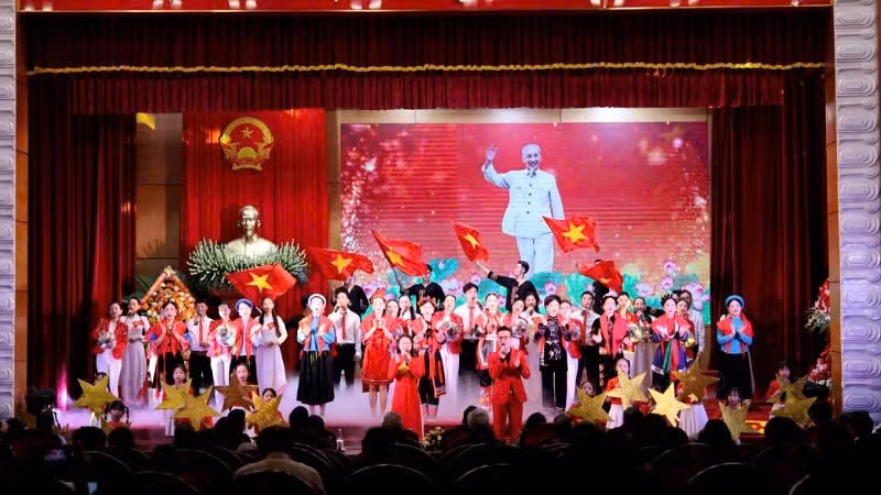 Chương trình nghệ thuật tại buổi gặp mặt nhân kỷ niệm 80 năm Ngày Tổng tuyển cử đầu tiên bầu ra Quốc hội Việt Nam (6/1/1946-6/1/2026).