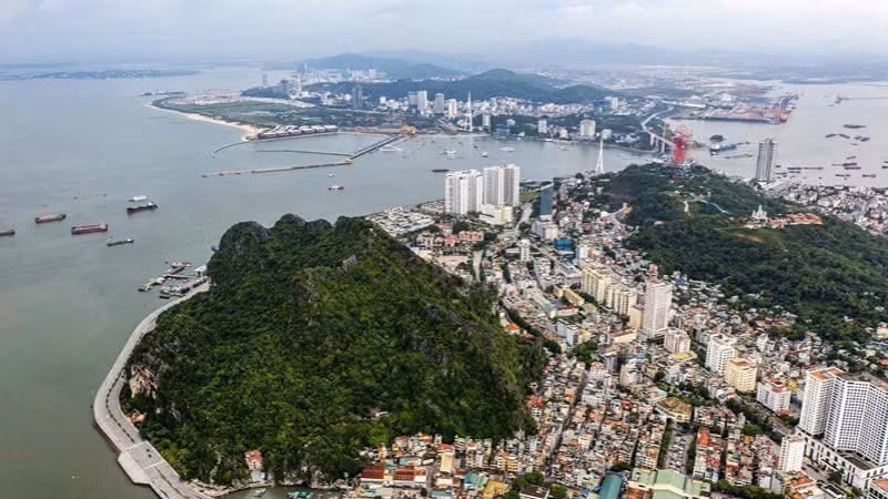 Một góc đô thị của Quảng Ninh. (Ảnh: QUANG THỌ)