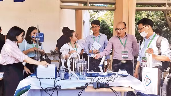 Trưng bày các giải pháp khoa học và công nghệ tại Thành phố Hồ Chí Minh.