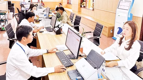 Lâm Đồng đẩy mạnh giải pháp để chuyển từ “số hóa hồ sơ” sang khai thác hiệu quả dữ liệu nhằm giảm các khâu trung gian và tạo thuận lợi hơn cho người dân, doanh nghiệp.