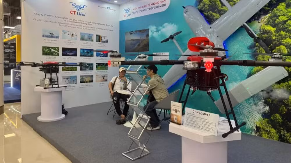 Gian hàng trưng bày sản phẩm tại Ngày hội Đổi mới sáng tạo quốc gia năm 2025. (Ảnh: GS, TS Nguyễn Hữu Đức)