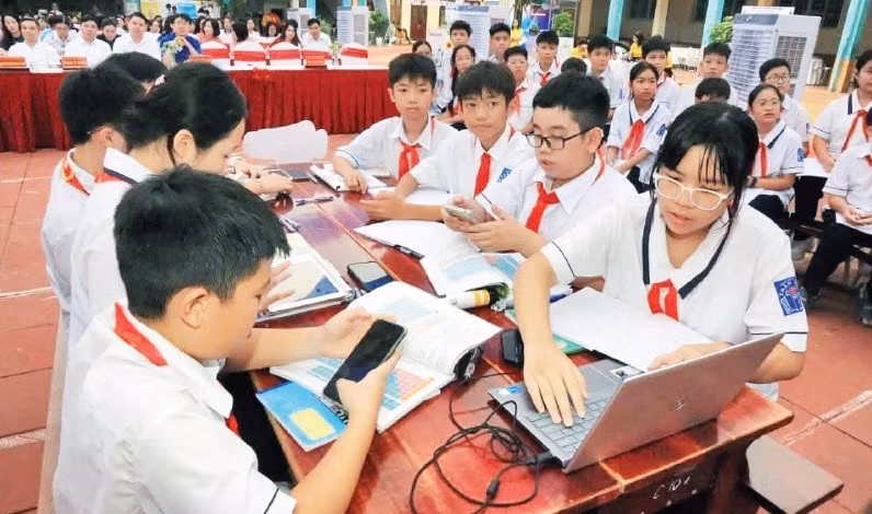 Giờ học tại Trường trung học cơ sở Trần Phú (Hải Phòng). (Ảnh THANH TÙNG)